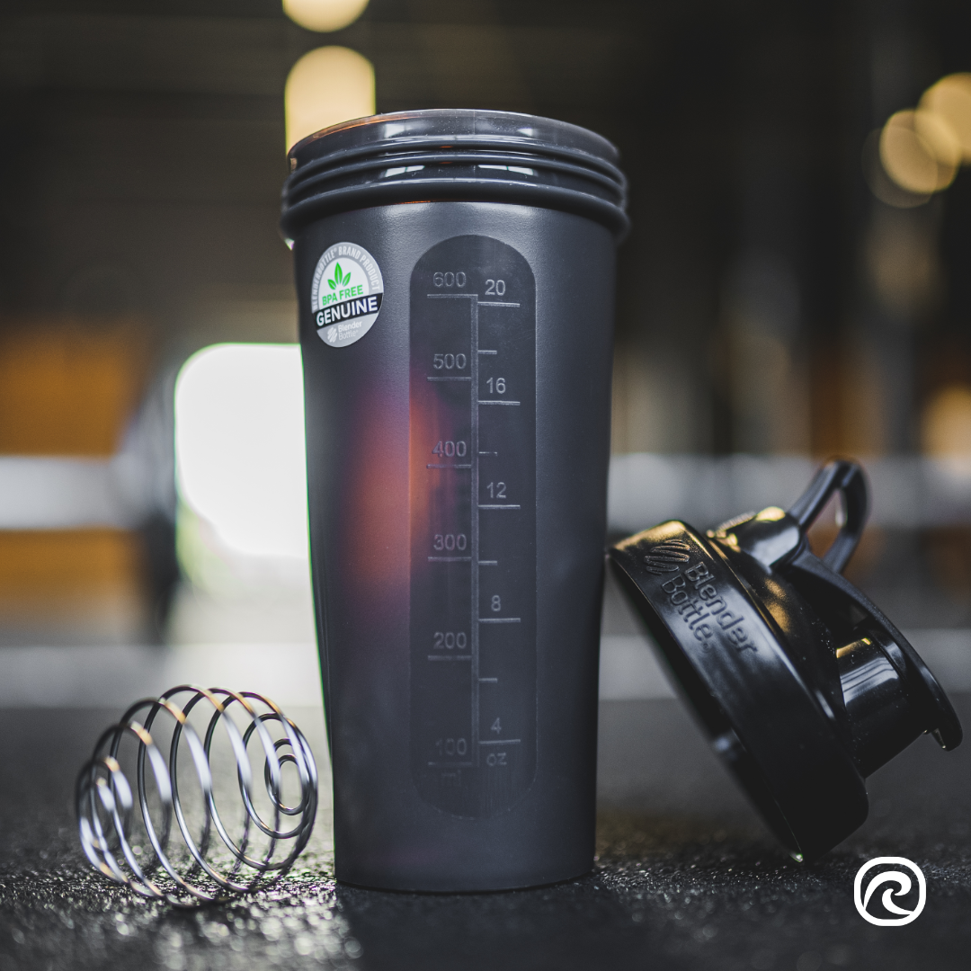 Rehband x BlenderBottle® Classic™ 820ml (28 oz)